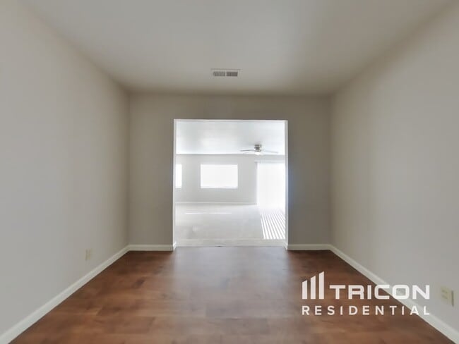 Photo - 2749 El Rey St