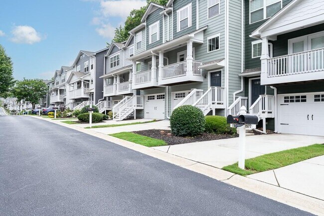 Photo - 1569 Liberty Pkwy NW