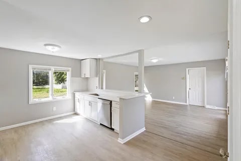 Photo - 611 E Sumner St