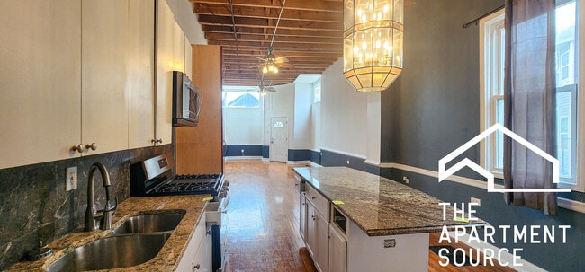 Photo - 1016 W Cullerton St Unit 1F