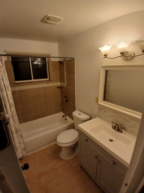 Photo - 5244 N Kenosha Ave