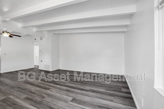 Photo - 1588 Ridgecrest Rd