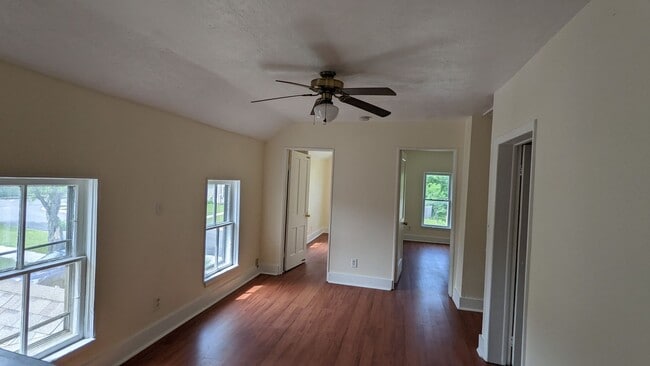 Photo - 832 Murphy St Unidad 832 Murphy 2