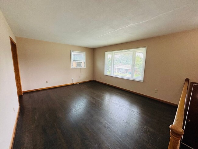 485 Second St.
