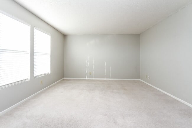 Photo - 7926 Hydrangea Ct