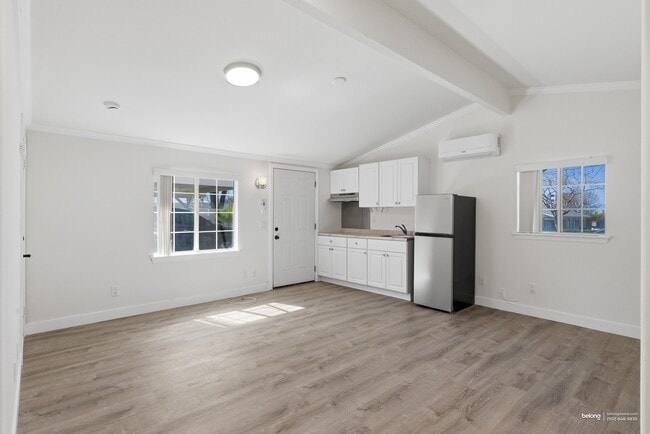 Photo - 8894 Indiana Ave