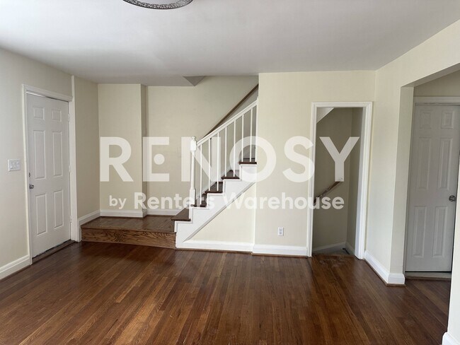 902 Dartmouth Rd