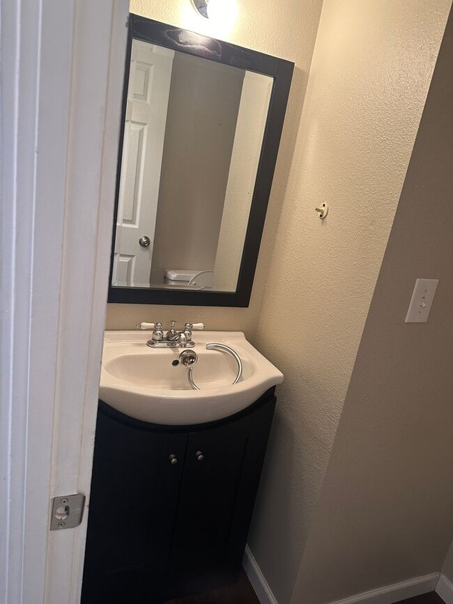 Photo - 3 Bedroom/1.5 Bath w/partial Mountain Views