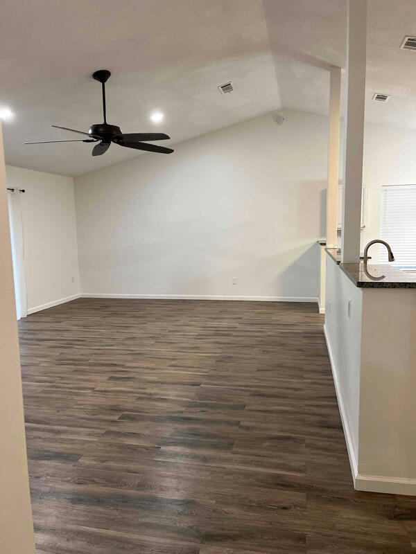 Photo - 103 Trenton Ave