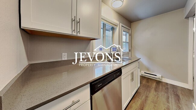 Photo - 1301 N 4th St Tacoma, WA 98403