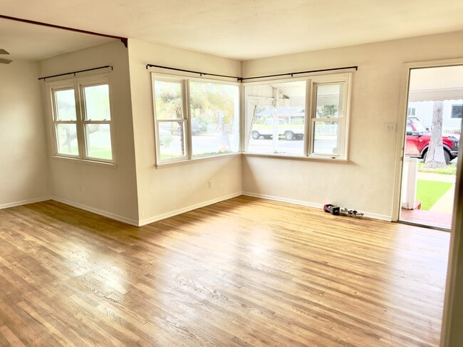 Photo - 1914 S Tremont St