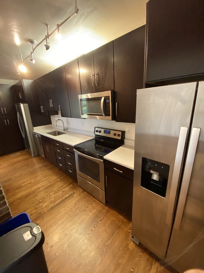 Photo - 8400 48th Ave