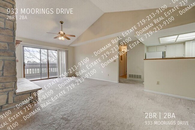 Photo - 933 Moorings Dr