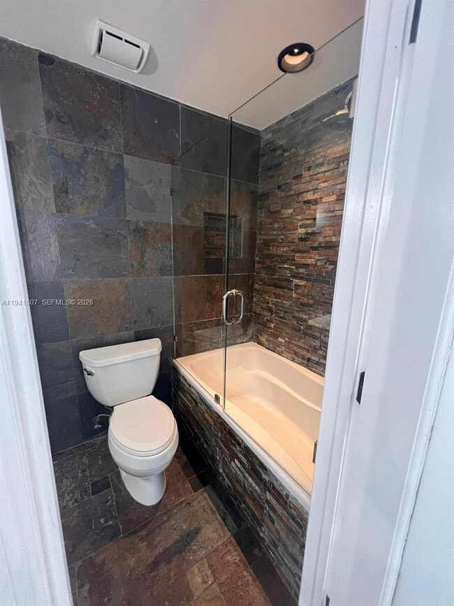 Photo - 11163 NW 7th St Unidad 104