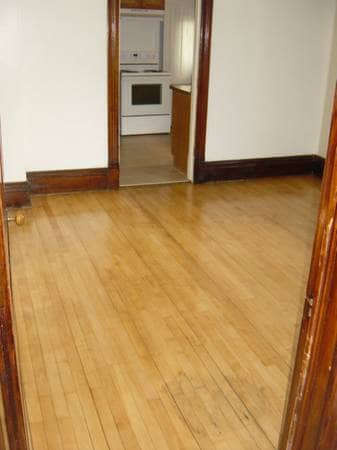 313 N 21st Ave W
