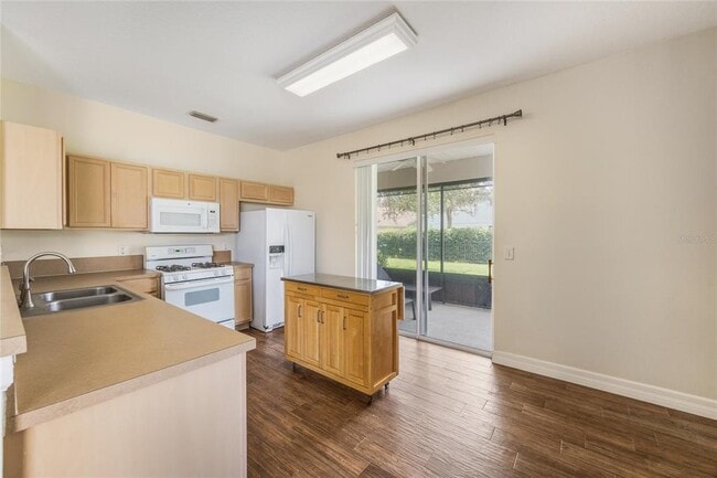 Photo - 100 Wethersfield Ct