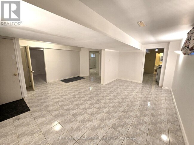 Photo - 589 Belview Ave