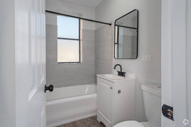 1BR, 1BA - 650SF - Bathroom