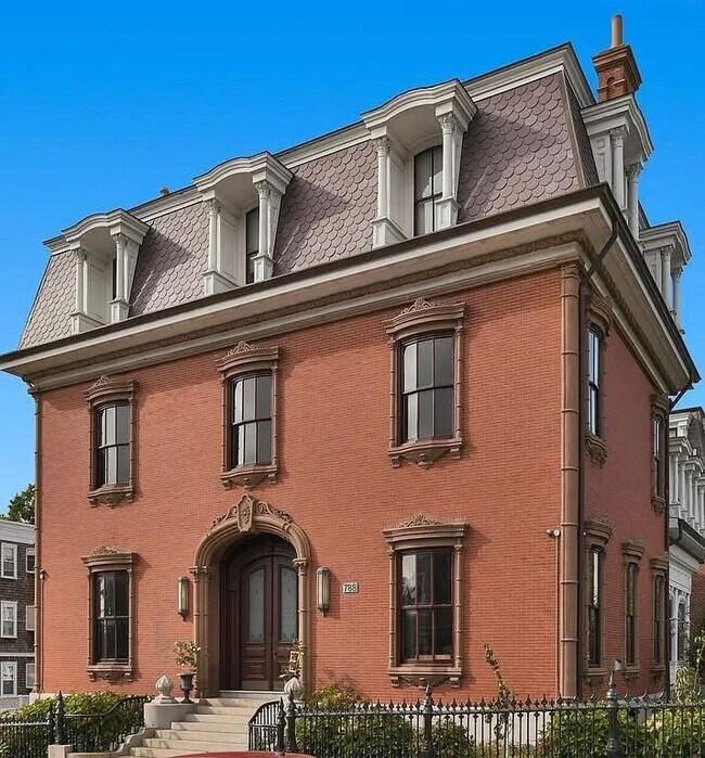 Photo - 788 E Broadway Unit 3