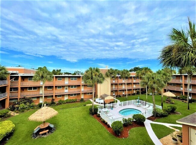 Photo - 12760 Indian Rocks Rd