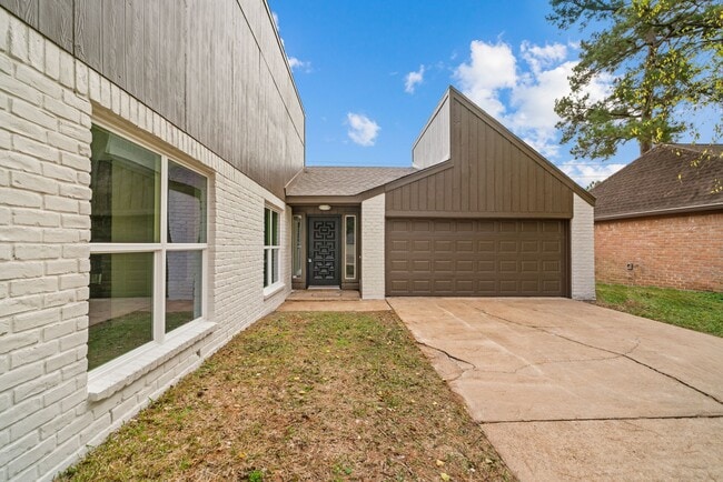 15034 Rose Valley Dr