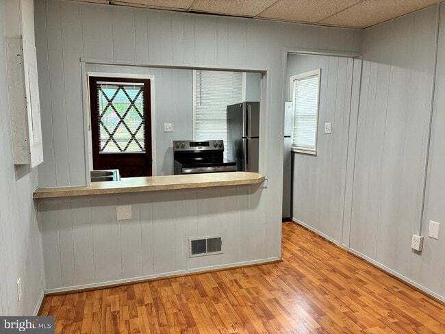 Building Photo - 9 N Artizan St Unit 2