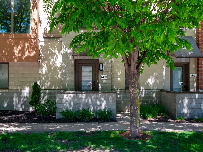 Photo - 1471 Lindazzo Ave