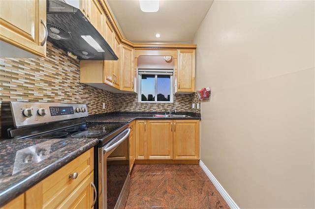 9531 Bakerview Dr