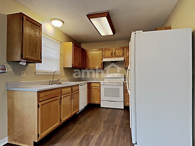 Photo - 4016 Fairoaks Dr