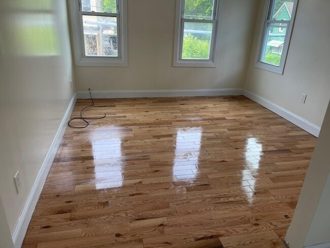 Photo - 1025 Hope St Unidad 1025 Hope St. - 2nd FL