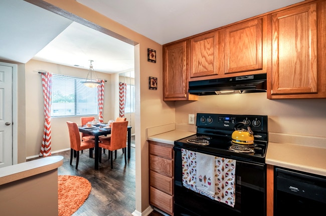 Crescent Pointe