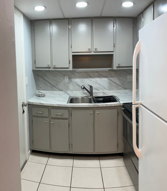 Photo - 3000 NE 16th Ave Unidad RIVER SHORES 405D