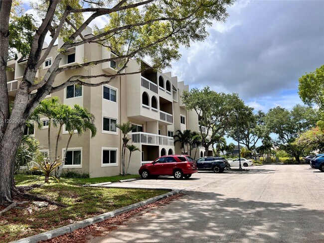 7740 Camino Real Unit G404