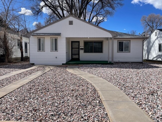 Building Photo - Charming Newly Renovated 3-Bedroom Home!