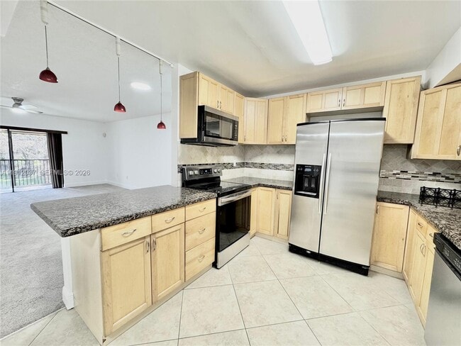 Photo - 8632 NW 34th Pl Unidad C207