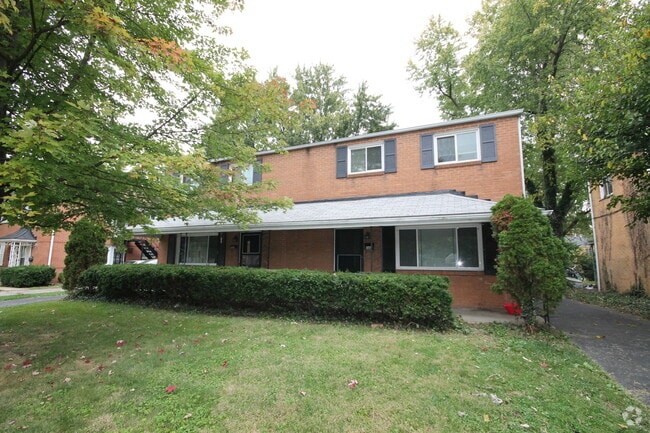 Building Photo - 3 Bedroom ~ Clintonville Unit 168 Rental