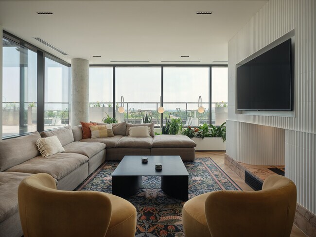 Photo - Mellem Grace Dart