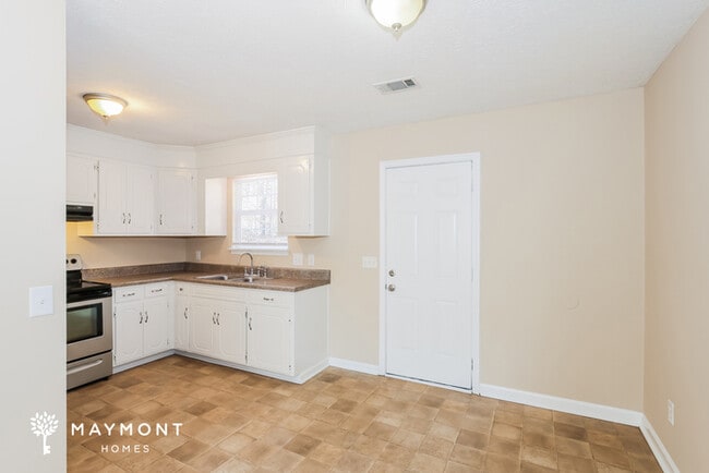 Photo - 3303 Old Camp Long Rd