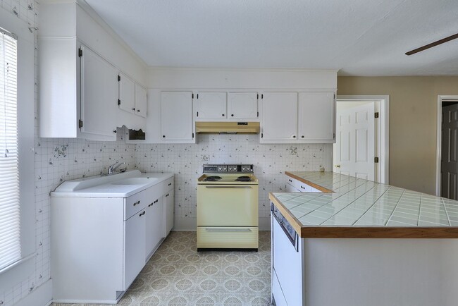 Photo - 1 Bed 1 Bath Home in Martin, TN!