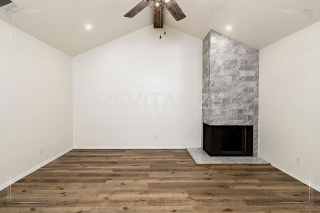 Photo - Beautifully Updated 3BR / 2BA in West Mobile with Private Courtyard