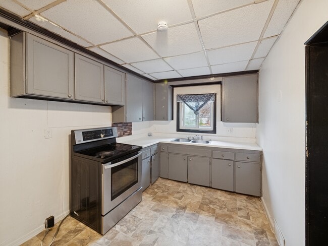 Photo - 6024 Hazel St Unit 6024 HAZEL