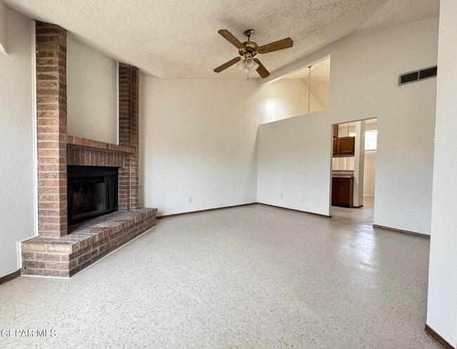 Photo - 11357 Lake Erie Dr