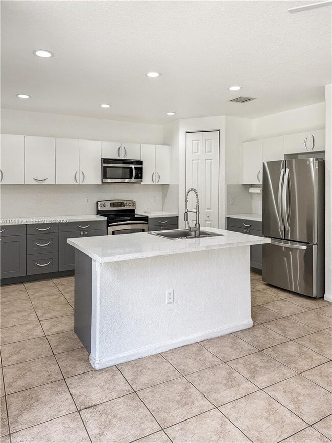 Photo - 2579 SW 85th Ave