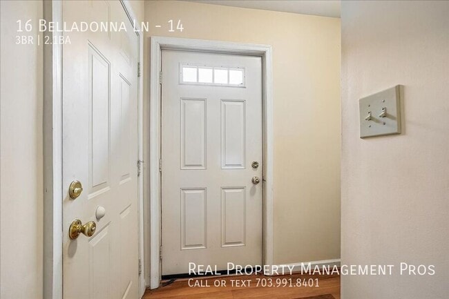 Photo - 16 Belladonna Ln