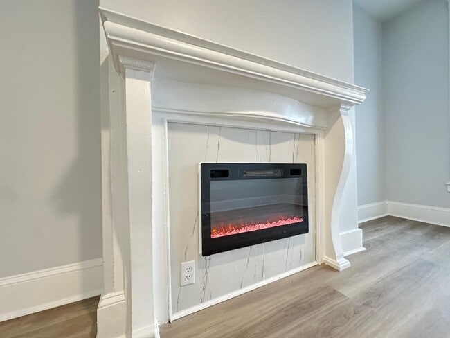 Photo - 216 N 53rd St