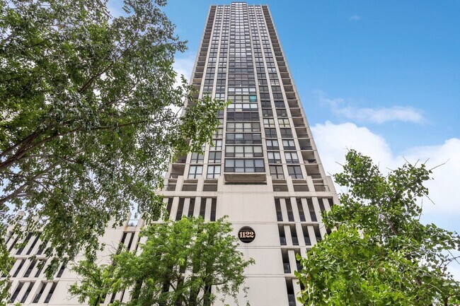 Photo - 1122 N Clark St Condo Unit 3104