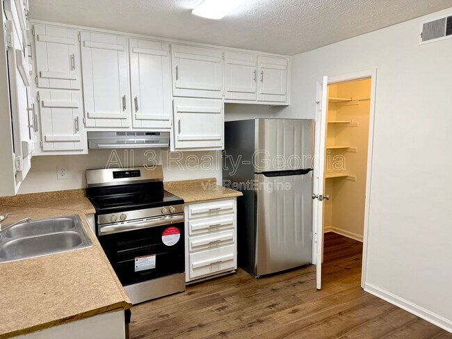 Photo - 470 S Jeff Davis Dr Unidad D