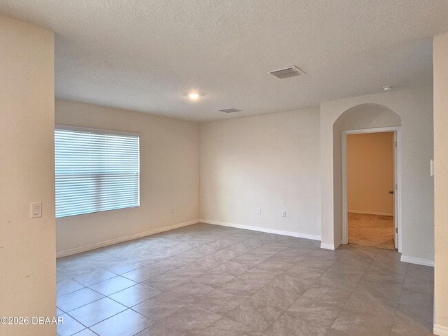 Photo - 188 Birch Tree Pl