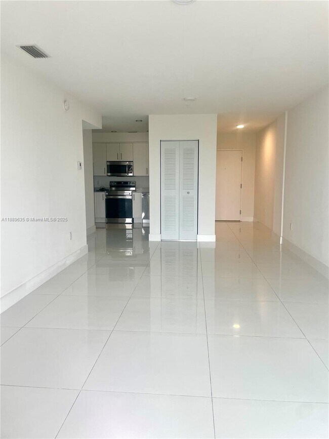 Photo - 10950 NW 82nd St Unit 215