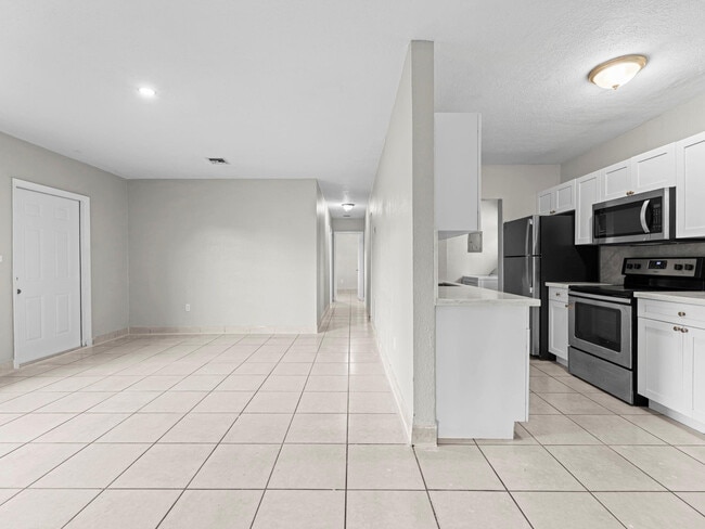 Photo - 21200 NE 12th Ct